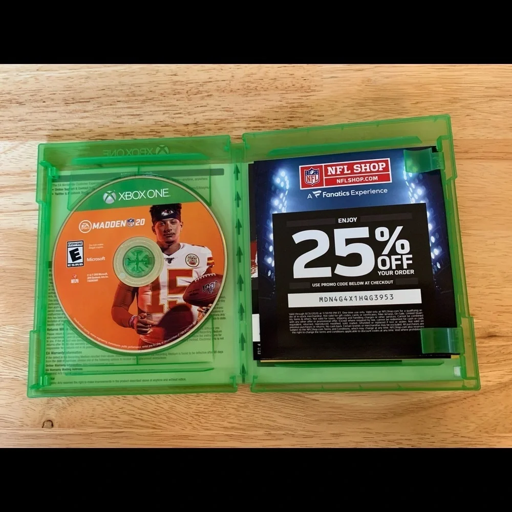 Lot of 2 Xbox One video games NHL 19 and Madden 20